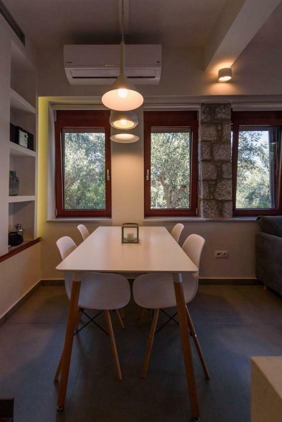 Thelgi Villa Kalamata Eksteriør billede