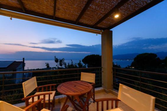 Thelgi Villa Kalamata Eksteriør billede